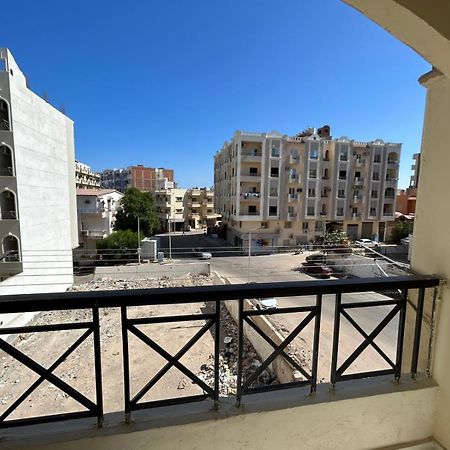 Apartment Hossam 1 Hurghada Bagian luar foto